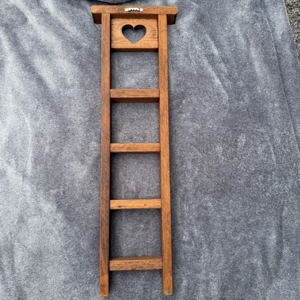 Vintage Wooden Ladder Wall Shelf Heart Cutout Knick-Knack CottageCore Trinket